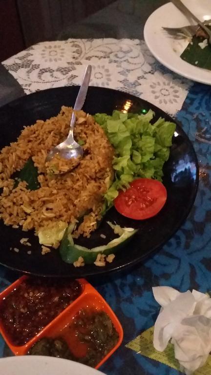 Ubud Kartini Hostel Экстерьер фото