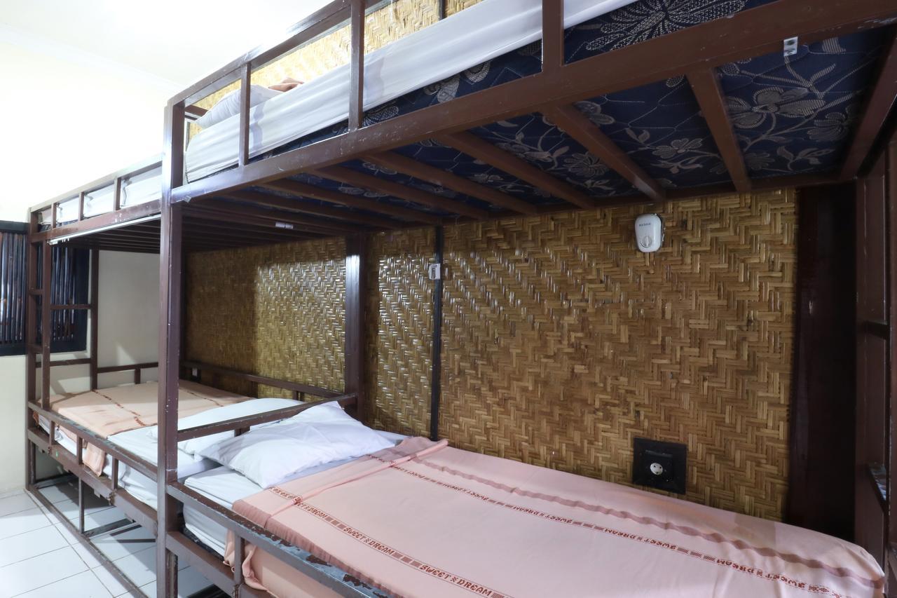 Ubud Kartini Hostel Экстерьер фото