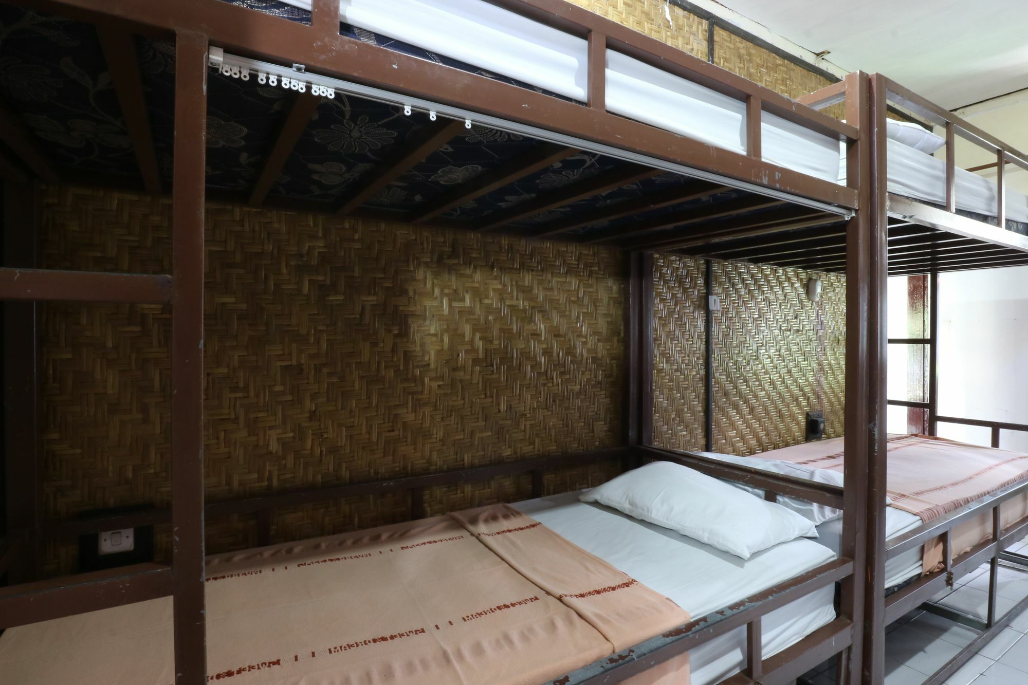 Ubud Kartini Hostel Экстерьер фото